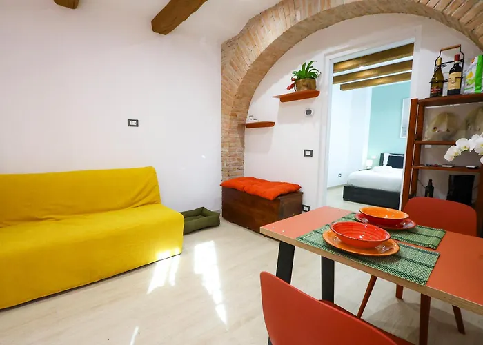 Trastevere Liliana House For 3, Pet & Family