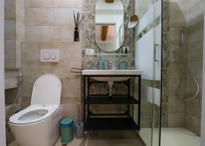 Trastevere Liliana House For 3, Pet & Family Rome
