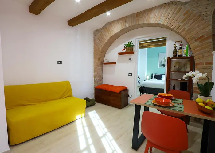 Trastevere Liliana House For 3, Pet & Family Appartement Rome